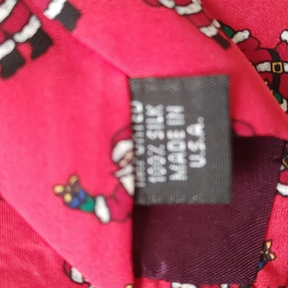Noel Silk Red Santa Tie Festive - Picture 4 of 4